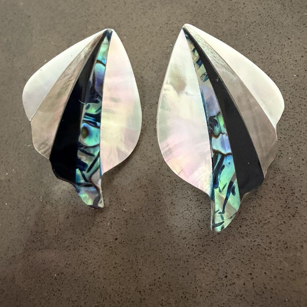 Vtg Mother of Pearl Retro Post Pierced Earrings 1980s Miami Ocean Florida